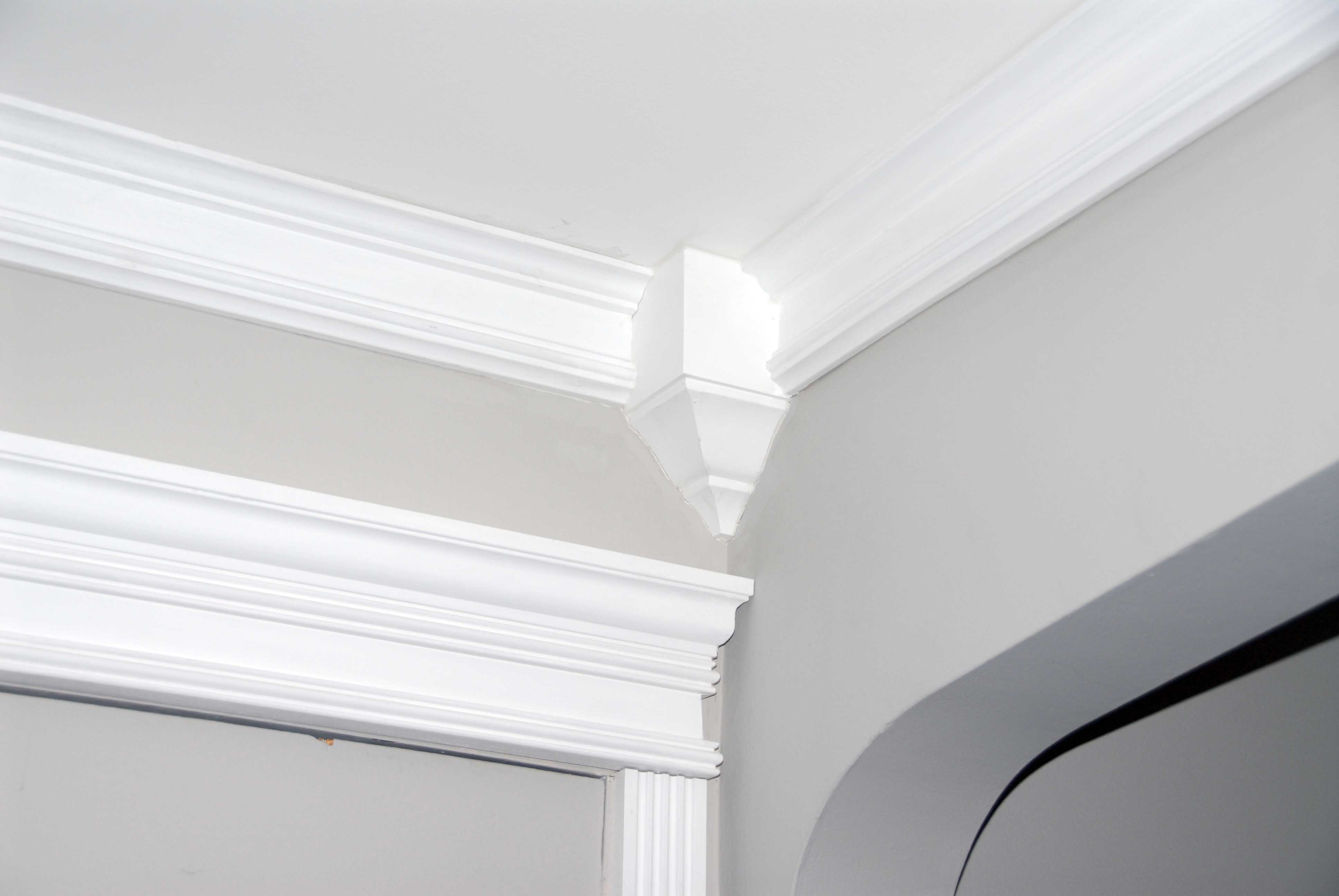 Crown Molding Installing Cost Tips Ideas 2020 Earlyexperts