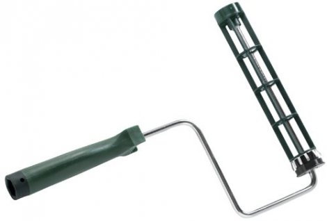 4. Wooster Brush R017-9