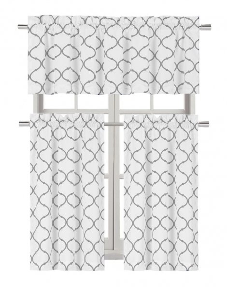 7. Regal Home Collections Shabby Trellis