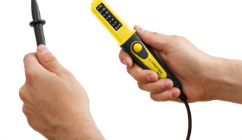 how to use a vlotage tester